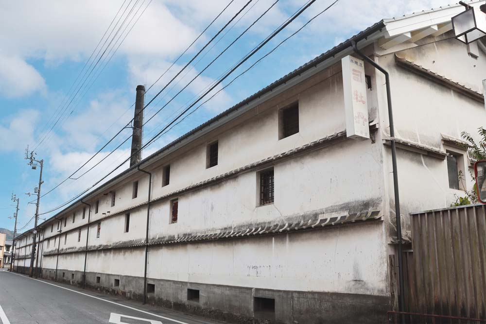 司牡丹１号蔵。江戸末期に造られた長さ約８５メートルの酒蔵。