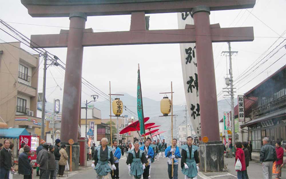 大頭祭の大門行列